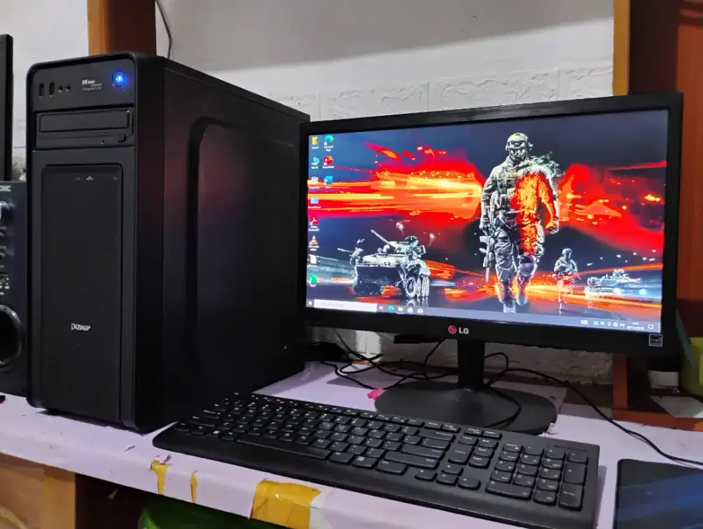 Pc gaming roblox / intel gen4 + ram 8gb + monitor 19inch / asus