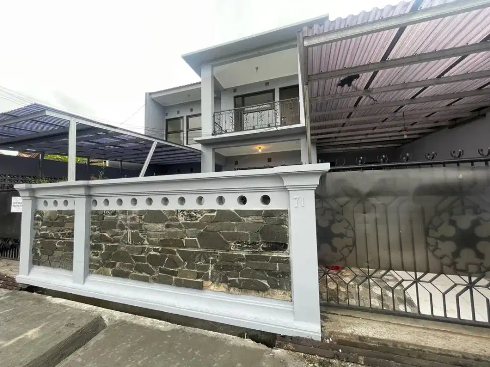 Disewakan Rumah Siap Huni  Modern Strategis Antapani