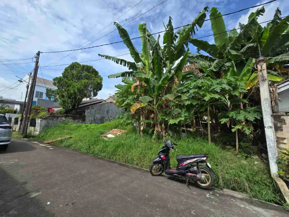 Dijual Cepat Tanah Dipinggir Jalan Komplek