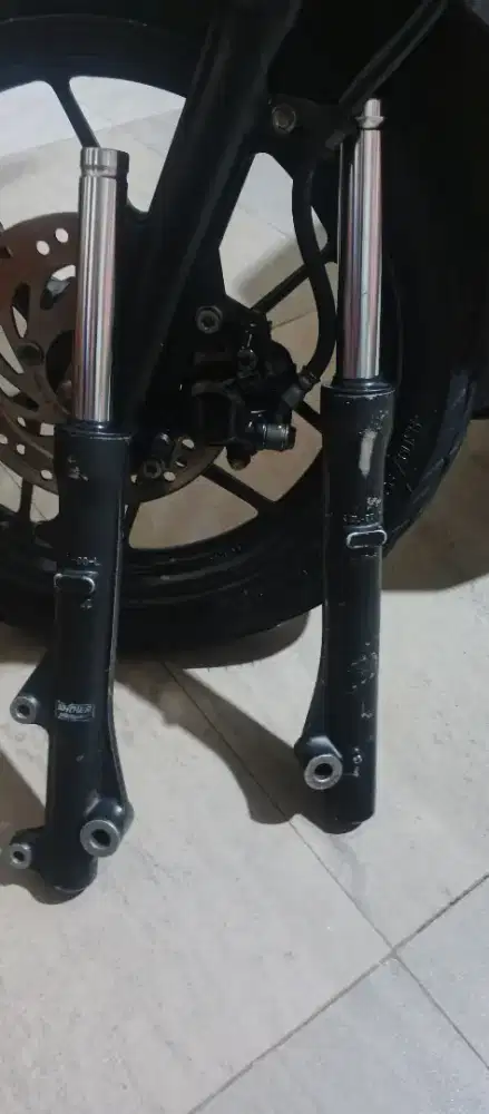 Shockbreaker Honda bekas Honda Vario 125 LED OLD 2015