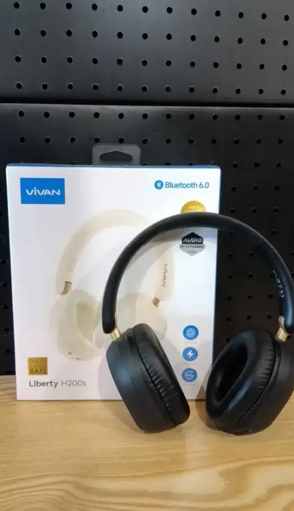 WIRELESS HEADPHONE