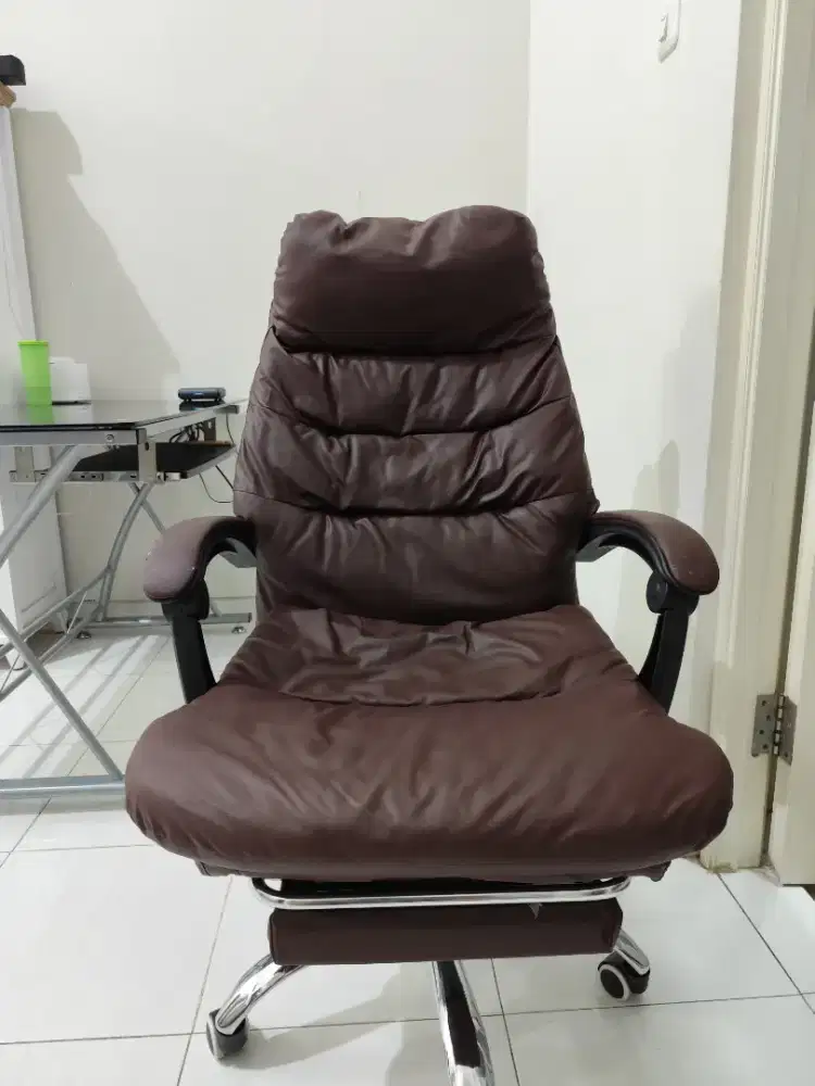Kursi Kantor Ergonomis