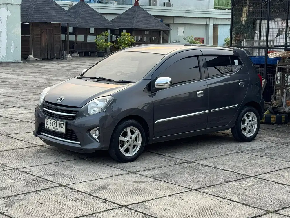 SIAPA CEPAT !! Dp 10jt AGYA G AT MATIC 2015 !! Paling Murah !!!
