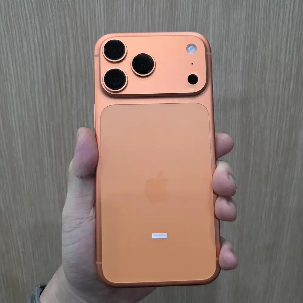 iphone 17 pro max 256gb orange ibox pemakaian singkat BH 100 cc rendah