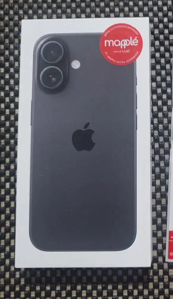 iPhone 16 128 black