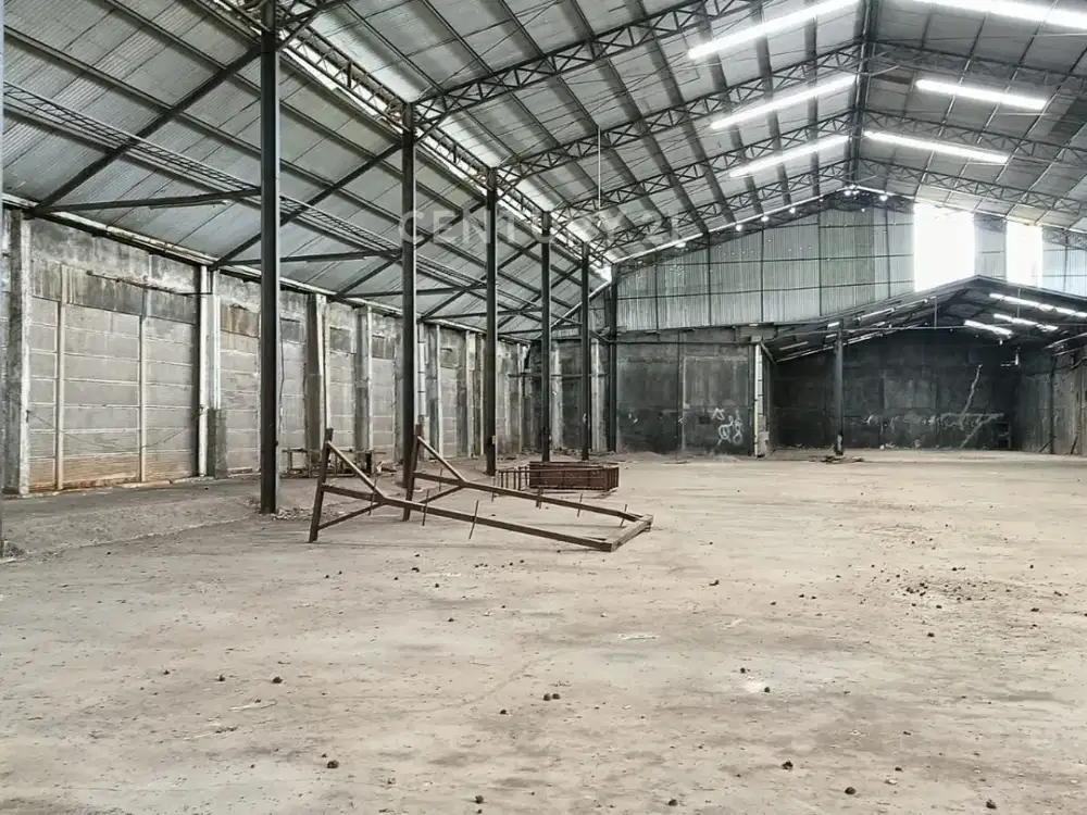Investasi Prospektif Bangunan Karoseri Luas 7200 M SHM Di Tambun