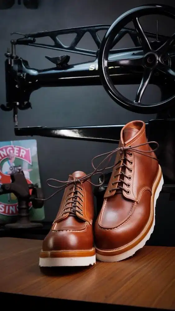 Sepatu Boot Moctoe Kulit