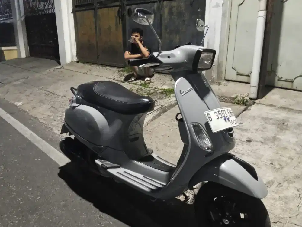 Vespa iget s125 2018