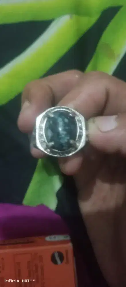 Cincin batu akik badar lumut