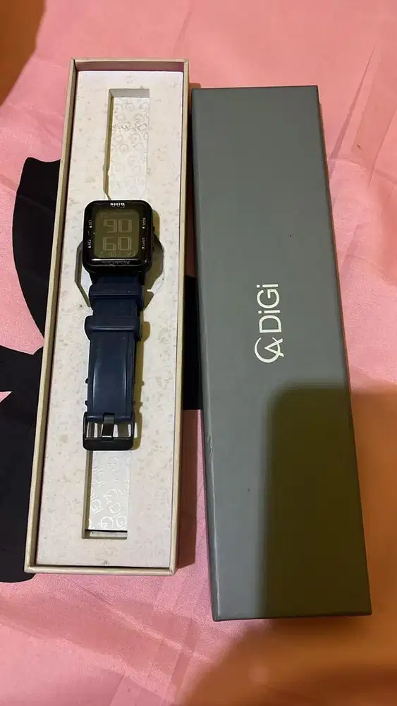 Jam tangan analog wanita Alexandre Christie