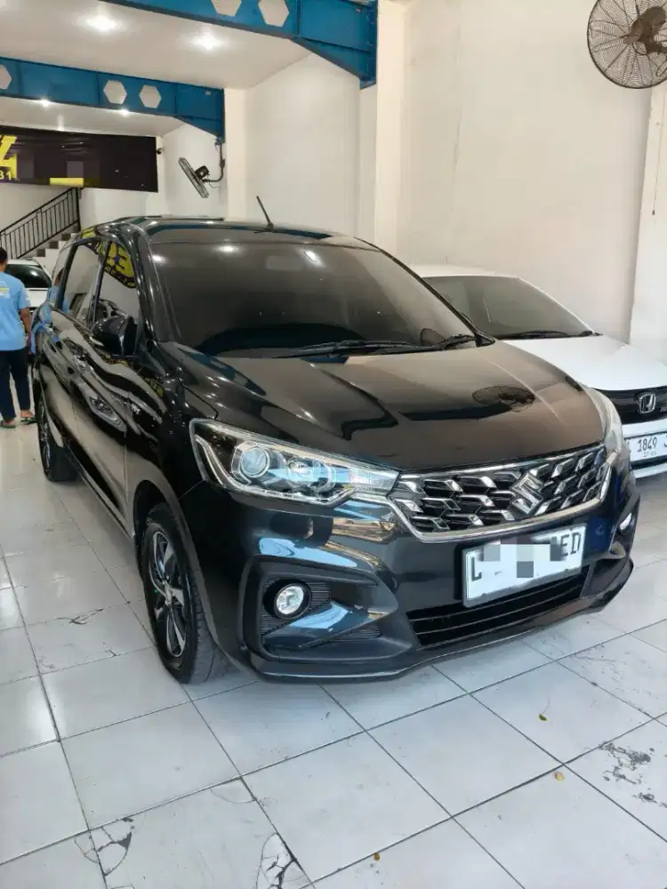 Suzuki Ertiga GX Hybrid 2023 Matic Hitam Tanpa PR