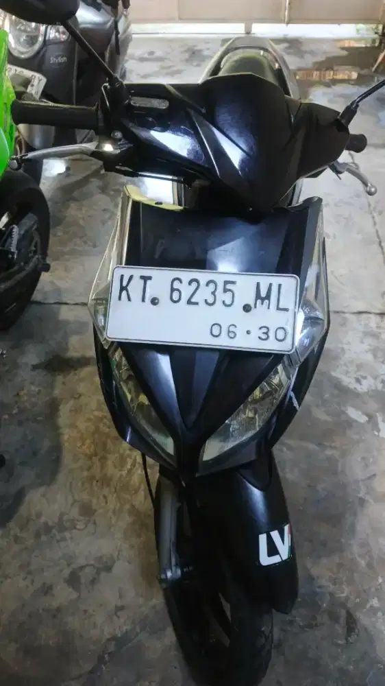 Vario CBS 2011 , kondisi knalpot kering, body mulus lokasi samarinda