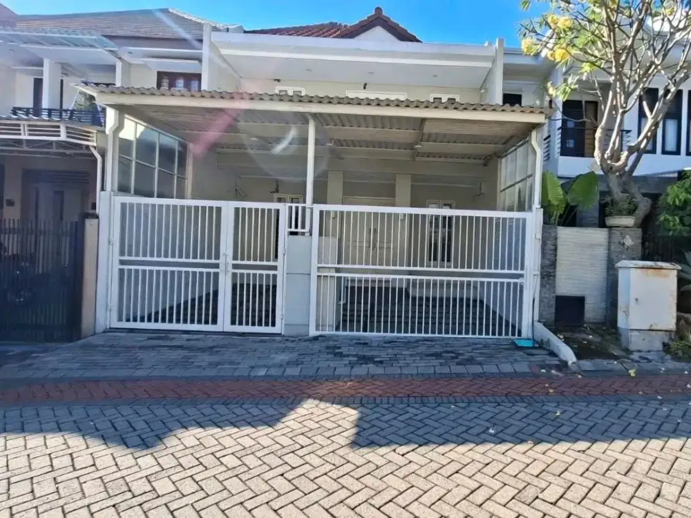 VILLA SENTRA RAYA