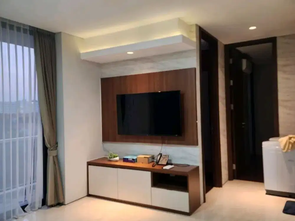 THE ROSEBAY