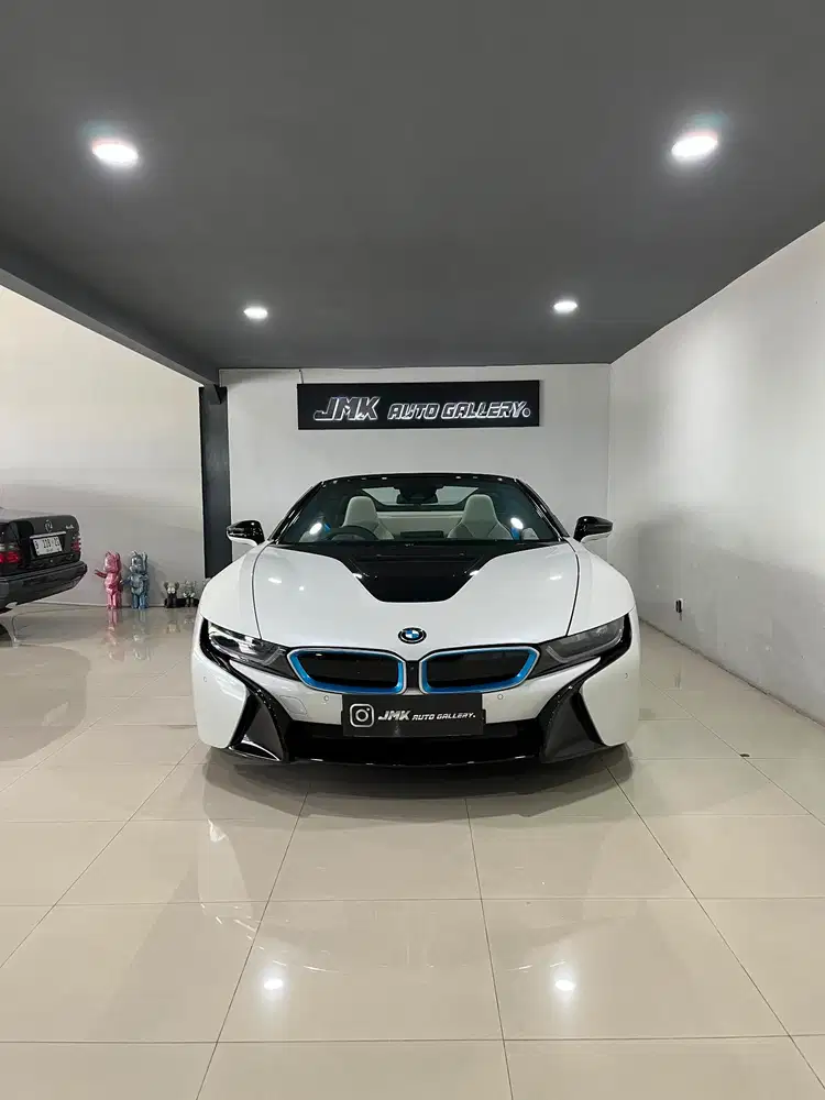 BMW i8 Roadster