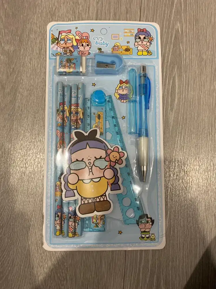 Alat Tulis Crybaby Set