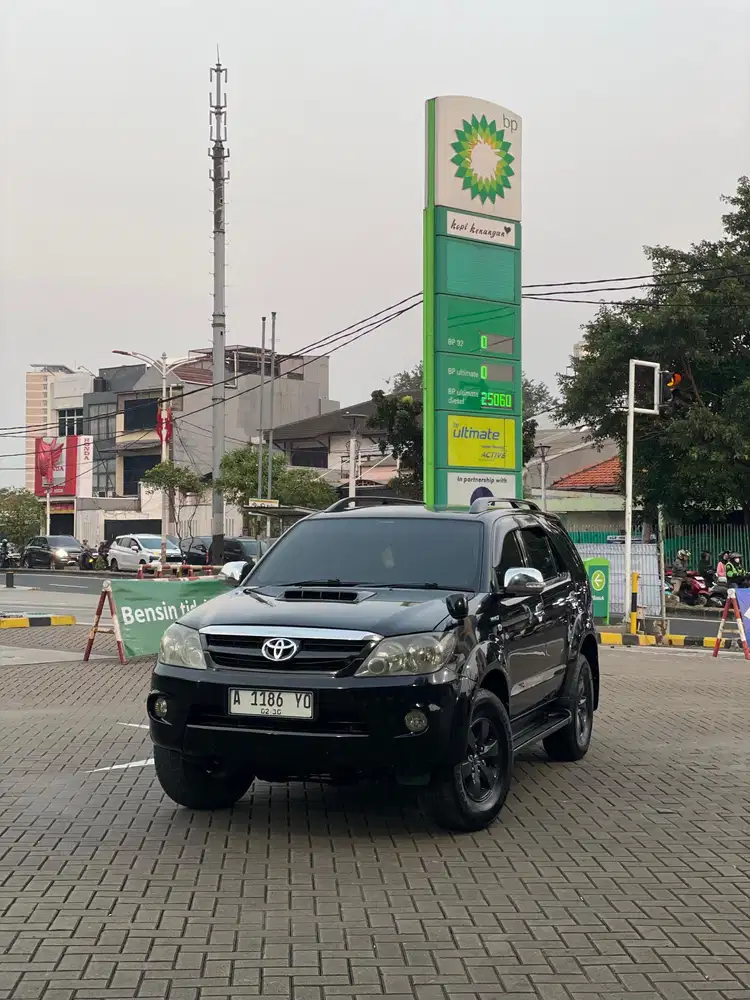 Toyota Fortuner 2.7 G 2008 Bensin AT