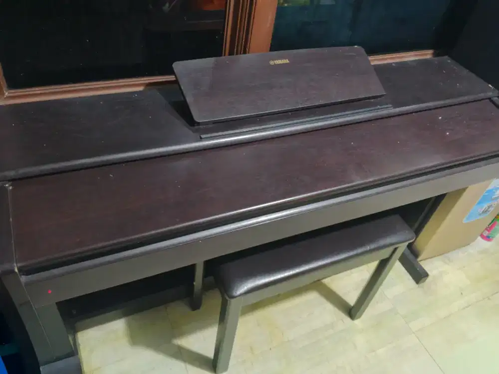 DIJUAL CEPAT PIANO ELEKTRIK ARIUS YDP-144