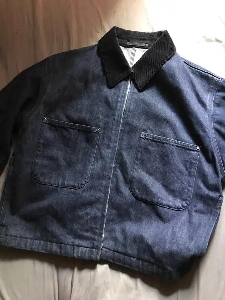 Jaket Denim Crop Uniqlo Blue and Black