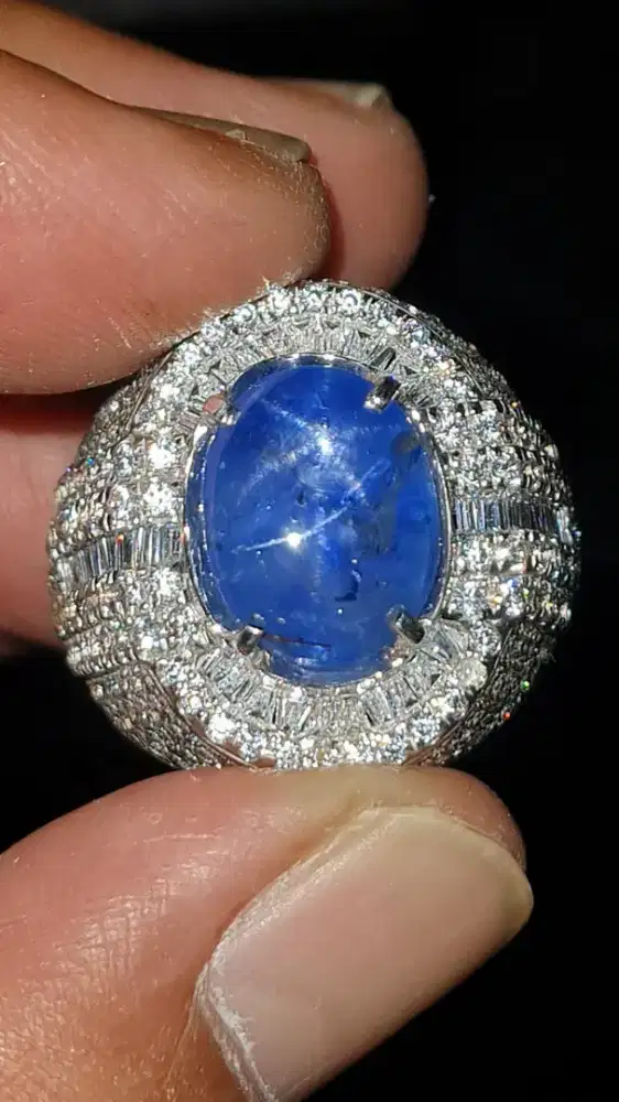 Unheated Blue Star Sapphire Srilanka, Tinta birunya enak , Body Glass