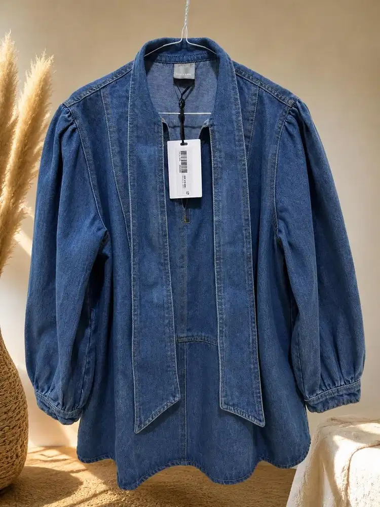 Jual masih baru Denim dari THIS IS APRIL - Pitaloka Top