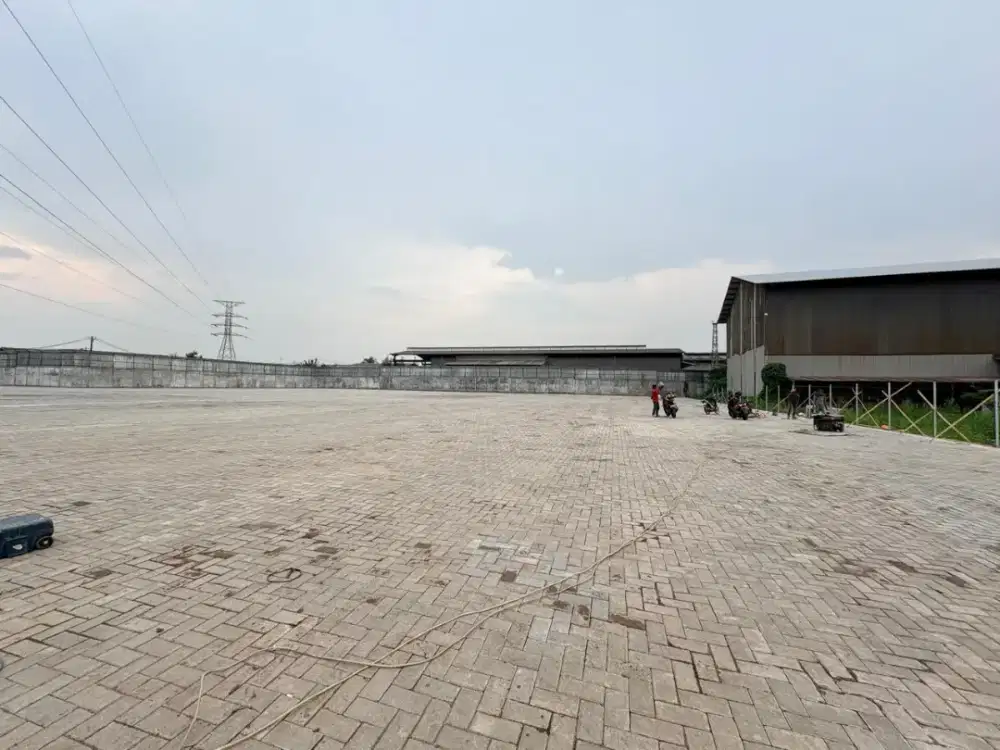 Disewakan Lahan sdh di Paving Block 10 mnt ke tol akses kont 40 ft