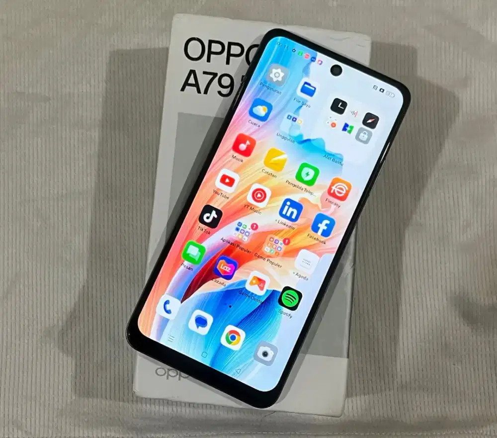 Oppo a74 8/256 lengkap