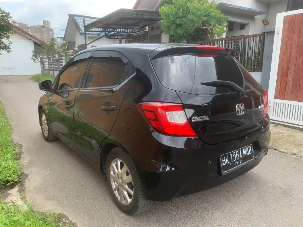 Di jual Mobil brio E satya 2022 metic