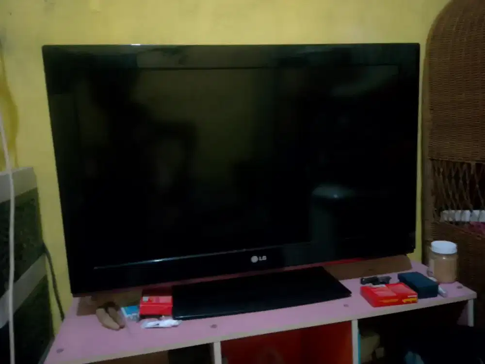 Tv Lcd LG 32inc seken info baca deskripsi