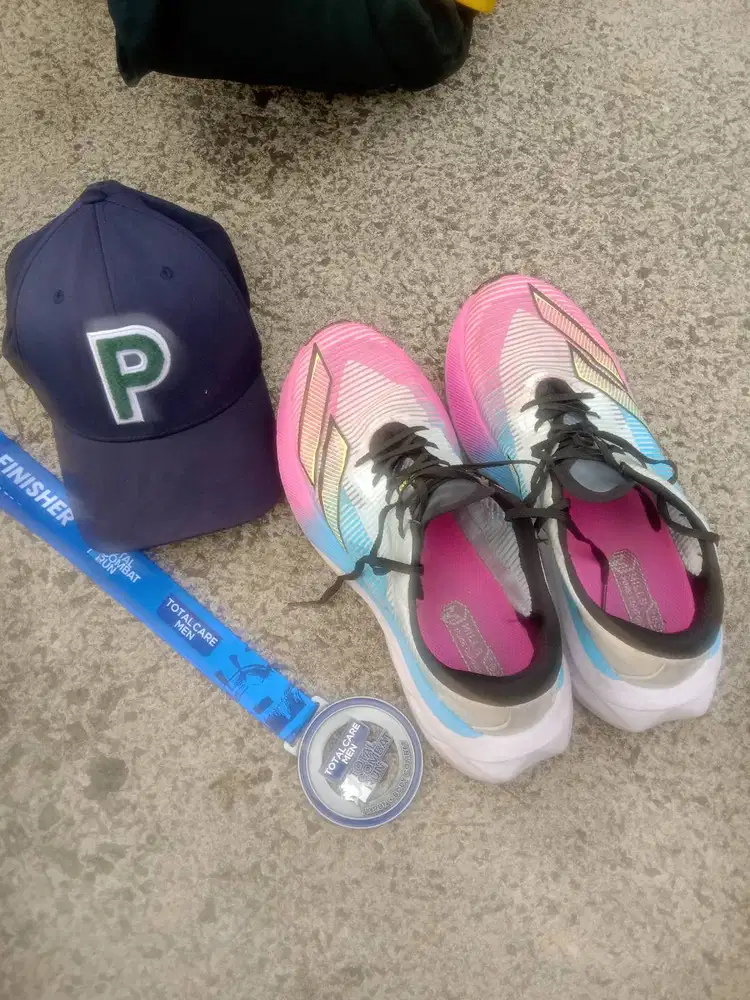WTS RUNNING SHOES MILLS ENERSTRIKE BLITZ