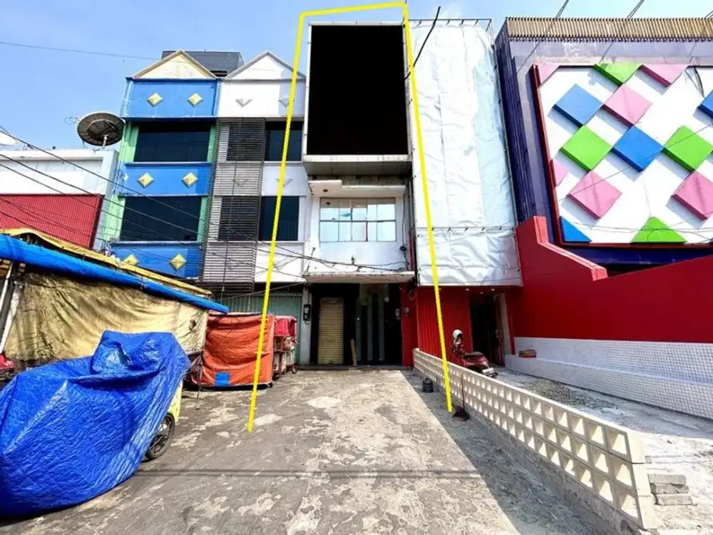 Dijual Di Bawah Harga Pasar, Ruko 3 1/2 Lantai Lokasi Strategis Ramai Usaha, Di Jl. Tebet Raya Sangat Dekat Ke St. KA Tebet