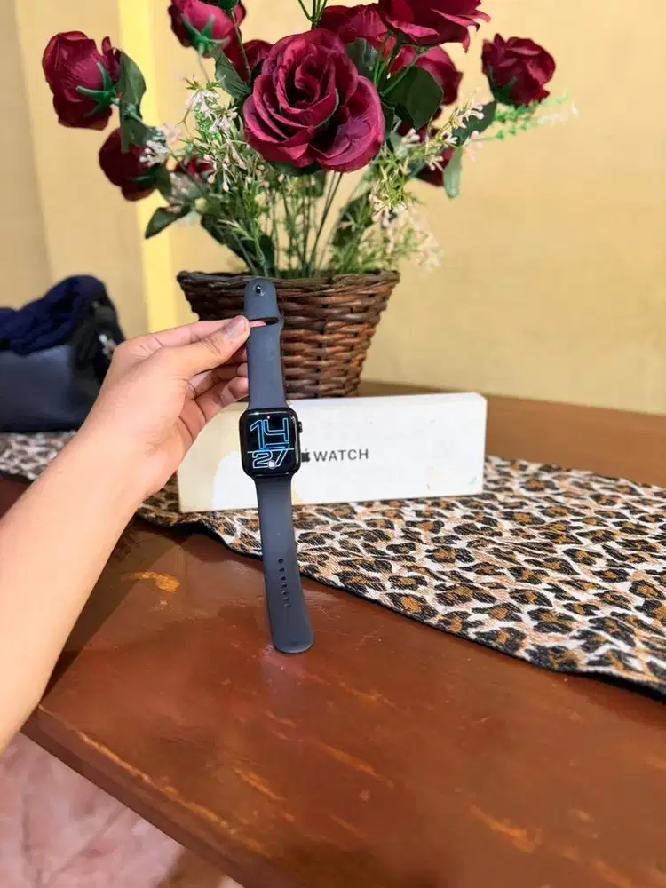 Apple Watch Se Gen 2 44Mm Midnight Garansi Resmi iBox