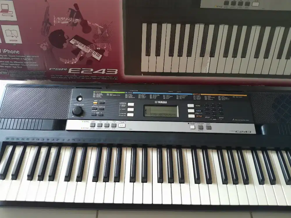 keyboard dijual sangat murah kondisi msh sangat bagus ada dusnya
