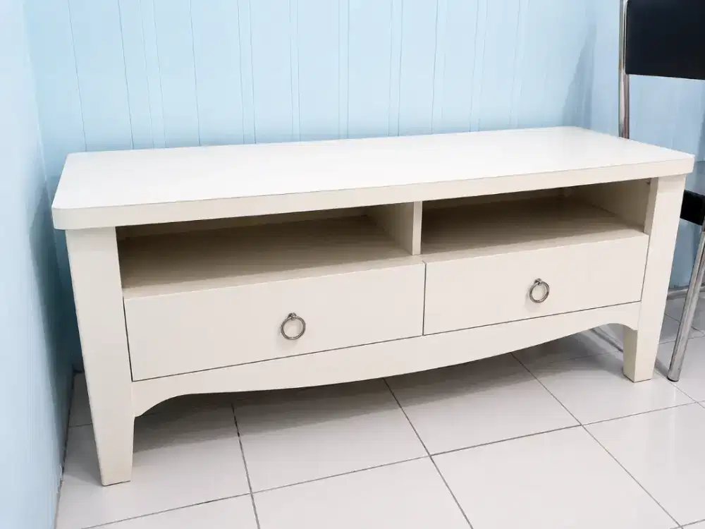 Meja TV Kayu Minimalis Putih Tebal Kokoh 120x53cm NEGO