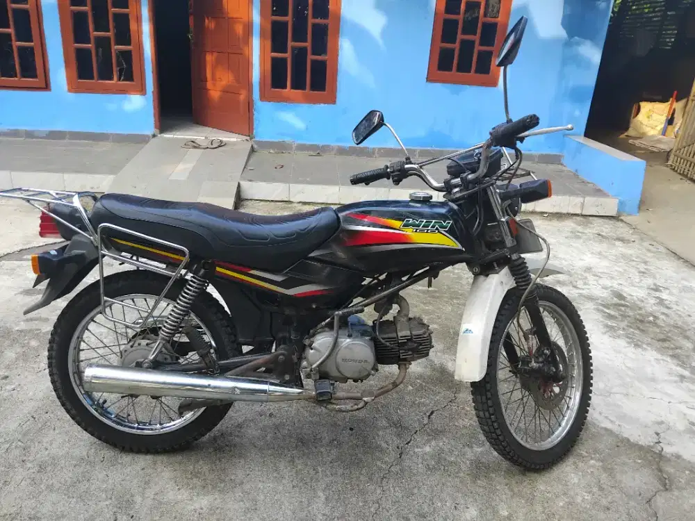 Di jual honda win 2004