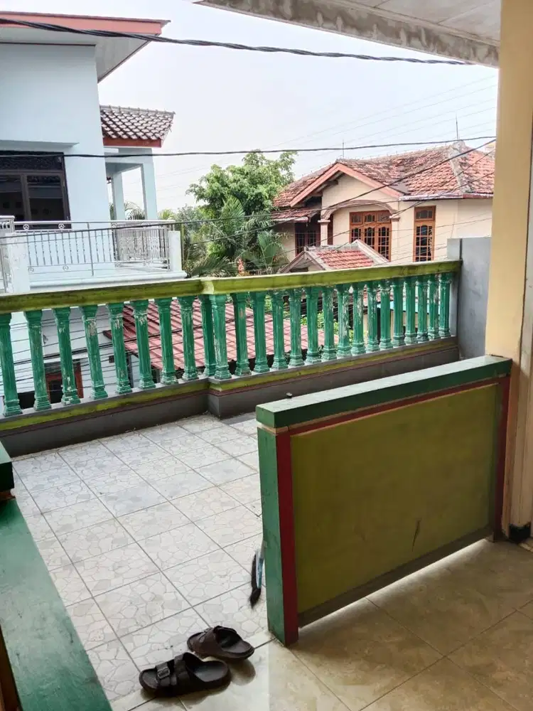 DISEWAKAN KONTRAKAN RUMAH DI LANTAI 2 DEKAT AREA INDUSTRI, KAMPUS PKP
