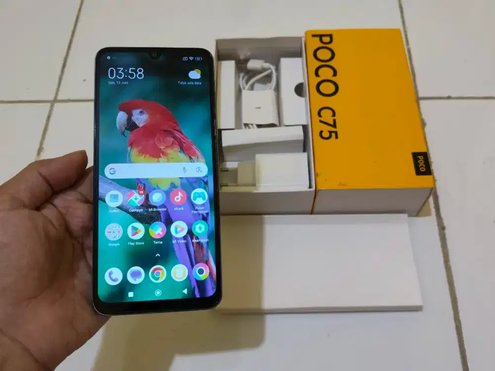 BUTUH UANG XIAOMI POCO C75 Ram 8GB / 256GB 6.88in Finger 50MP 5160Mah
