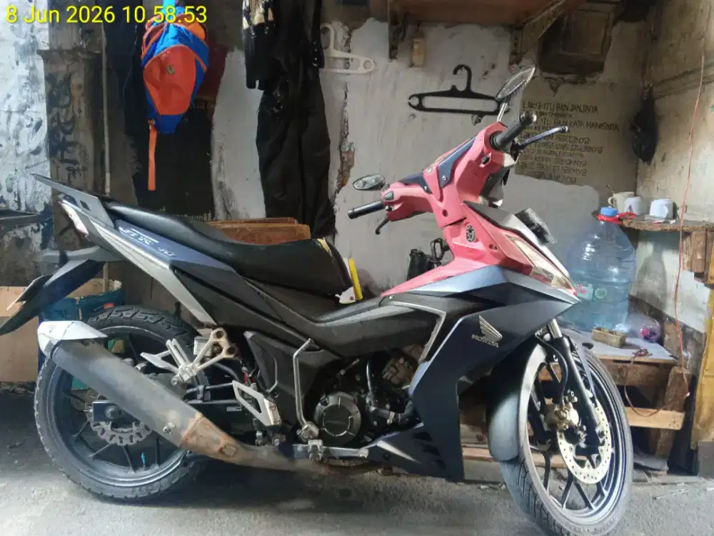 Honda Supra gtr