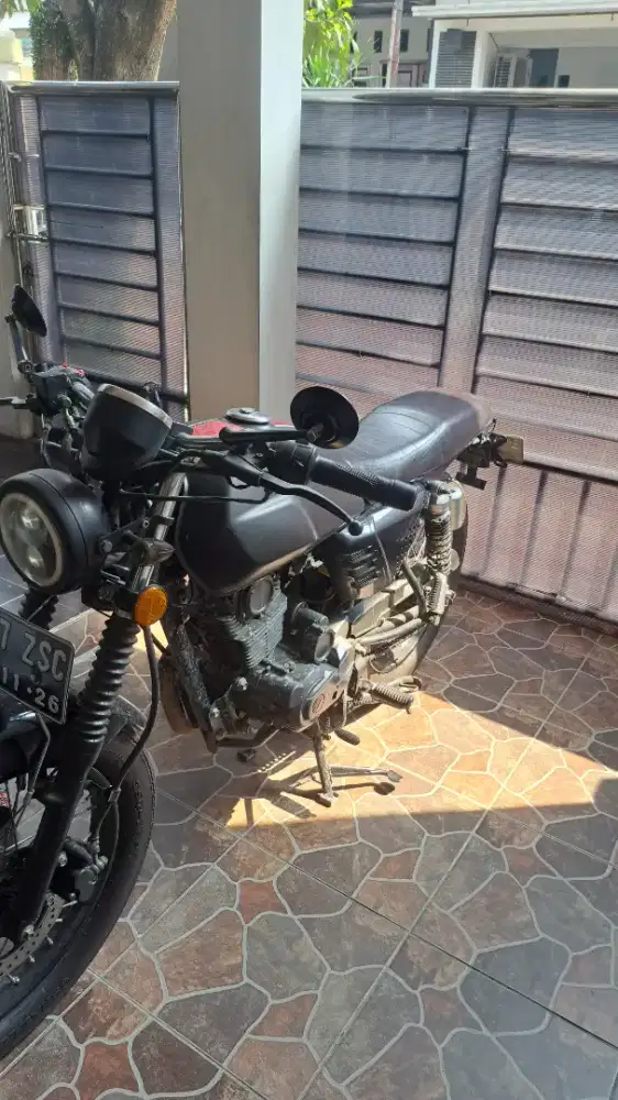Benelli 152 Cafe Racer 2020