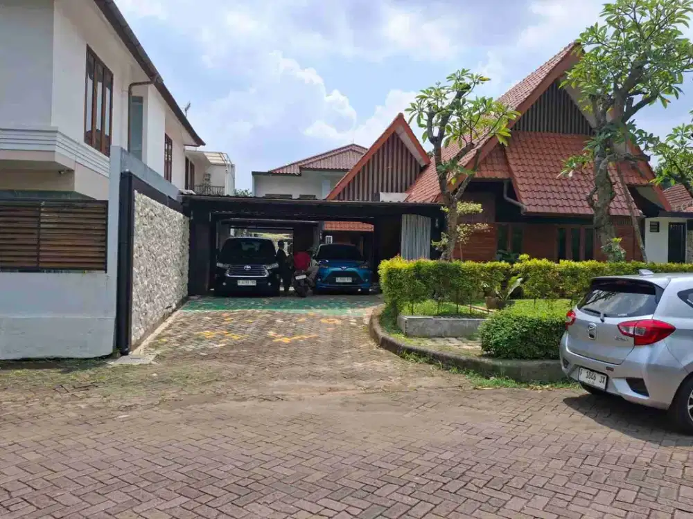 Rumah asri Baru disewakan full Furnished di dalam Cluster di Rempoa