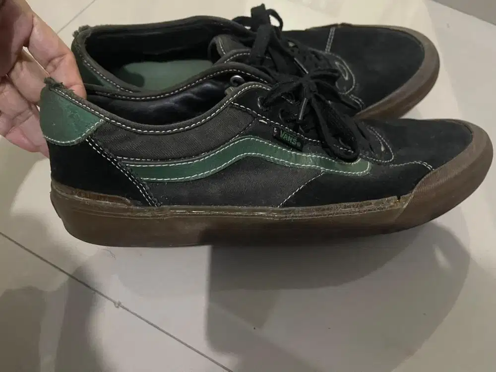 Sepatu onitsuka tiger, adidas ultraboost, geox, vans