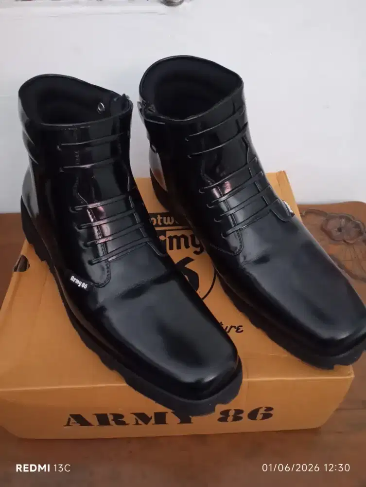 Sepatu Dinas PDH