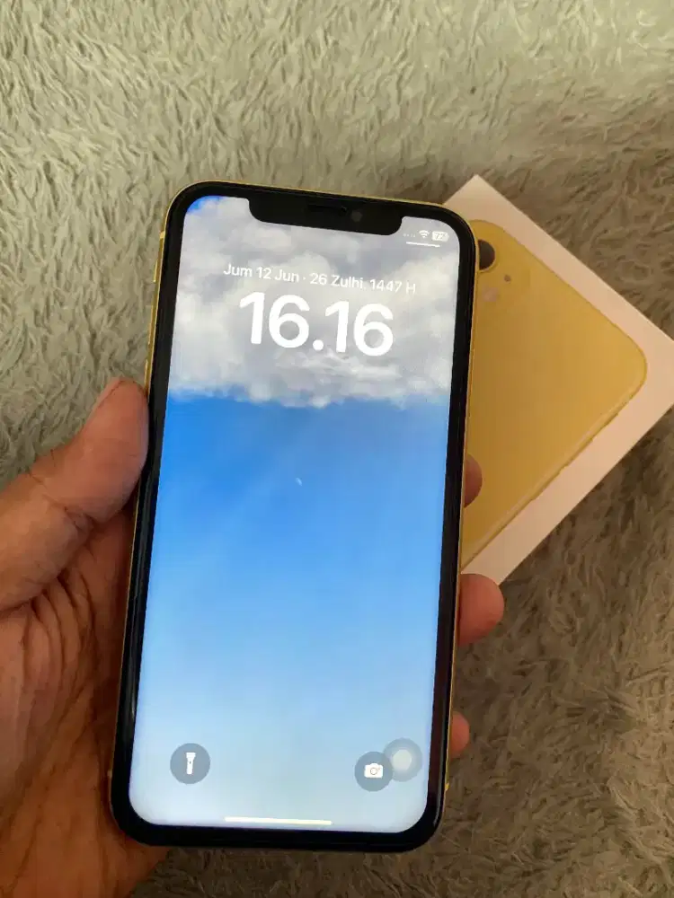 Iphone 11 64 gb Yellow Inter All Operator BH 98%
