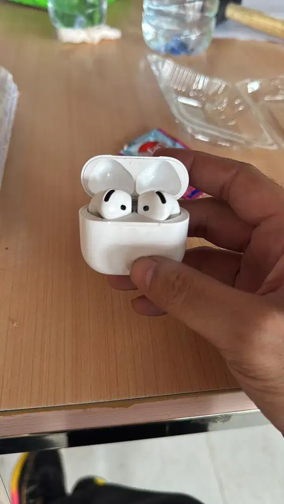 JUAL AIRPODS 4 ANC