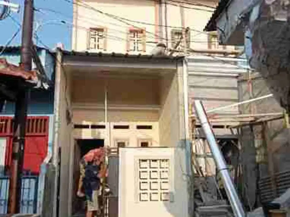 rumah baru 2 lantai
Kranji - i gusti Ngurah Rai