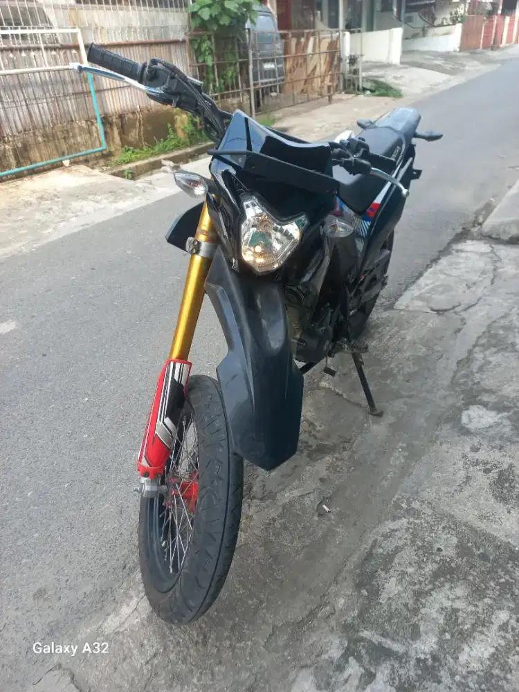CRF 150 CC PELEK SUPERMOTO