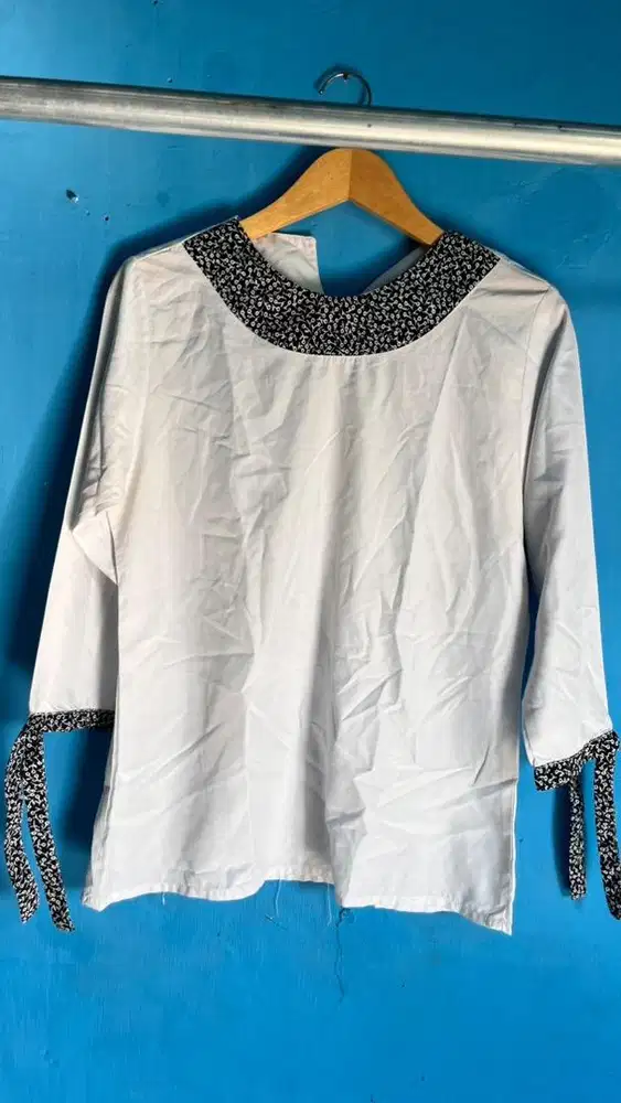 atasan wanita 10rb aja