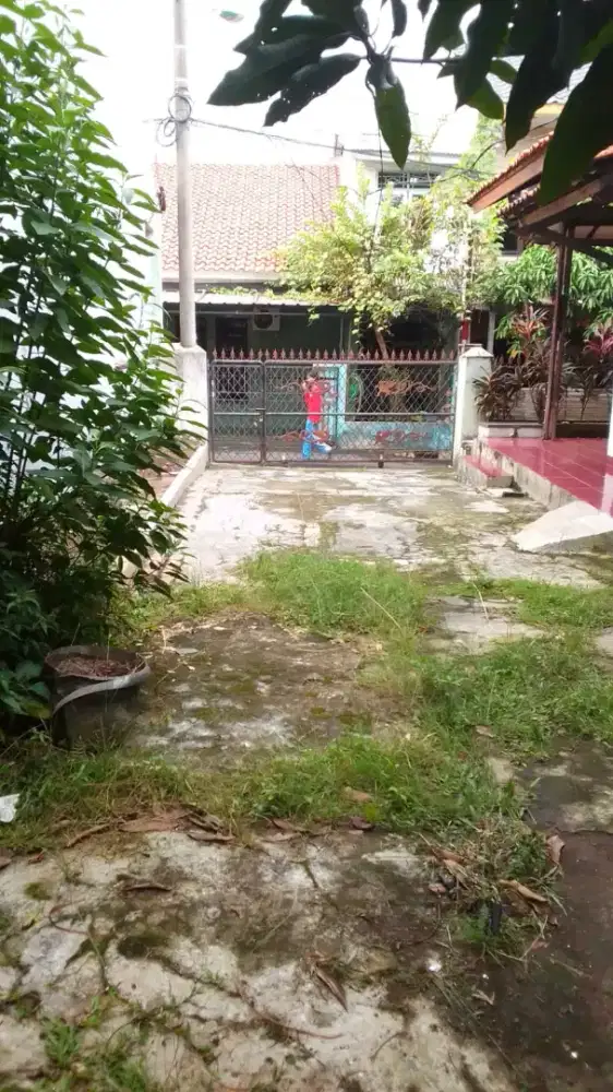 Jual murah tanah Bonus rumah tua