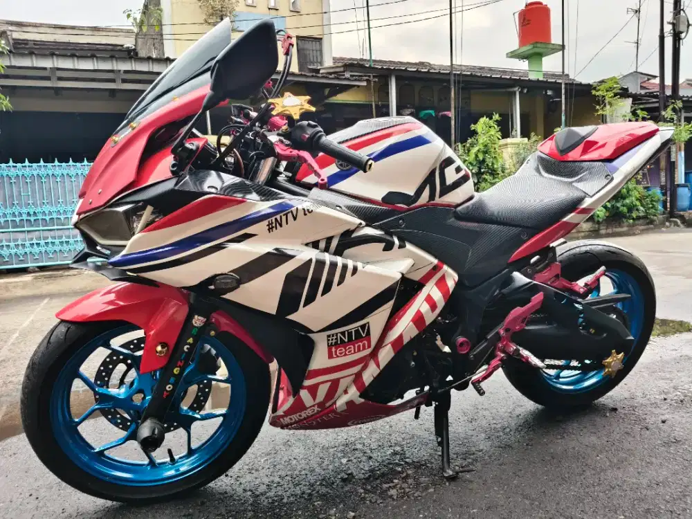 Yamaha R25 full modif Tahun 2014