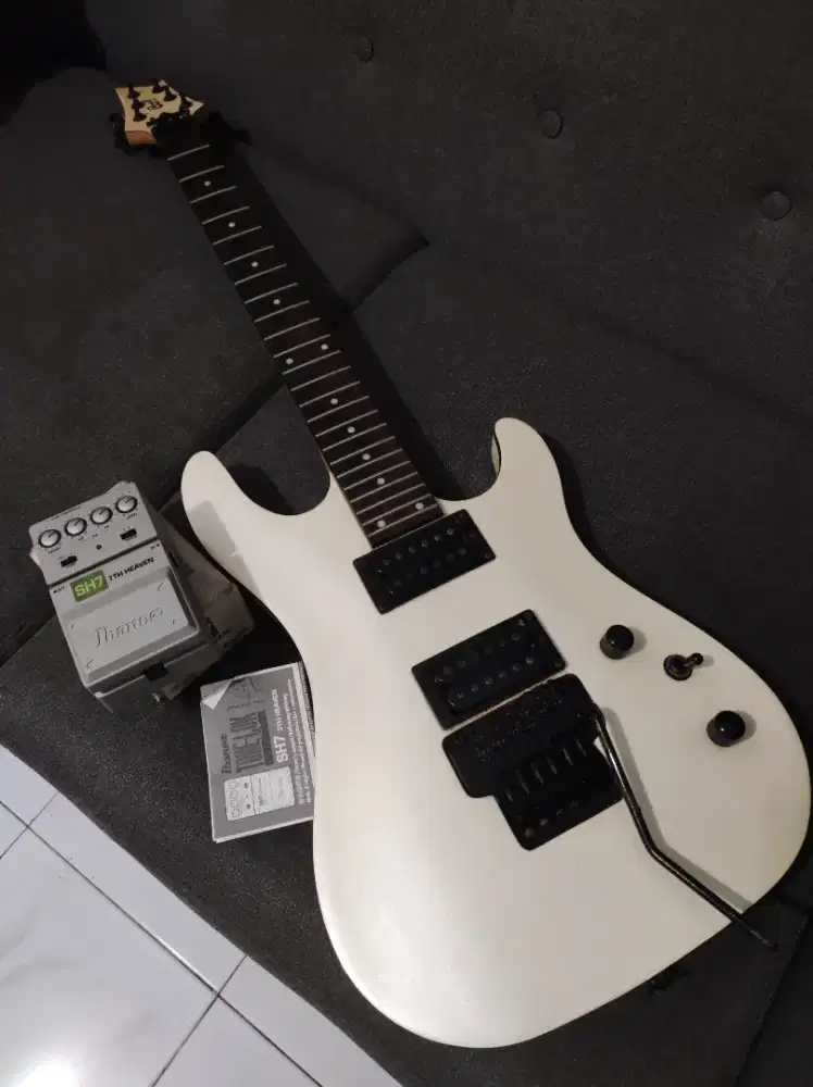 Cort KX5 FR Bonus Pedal Efek Ibanez SH7